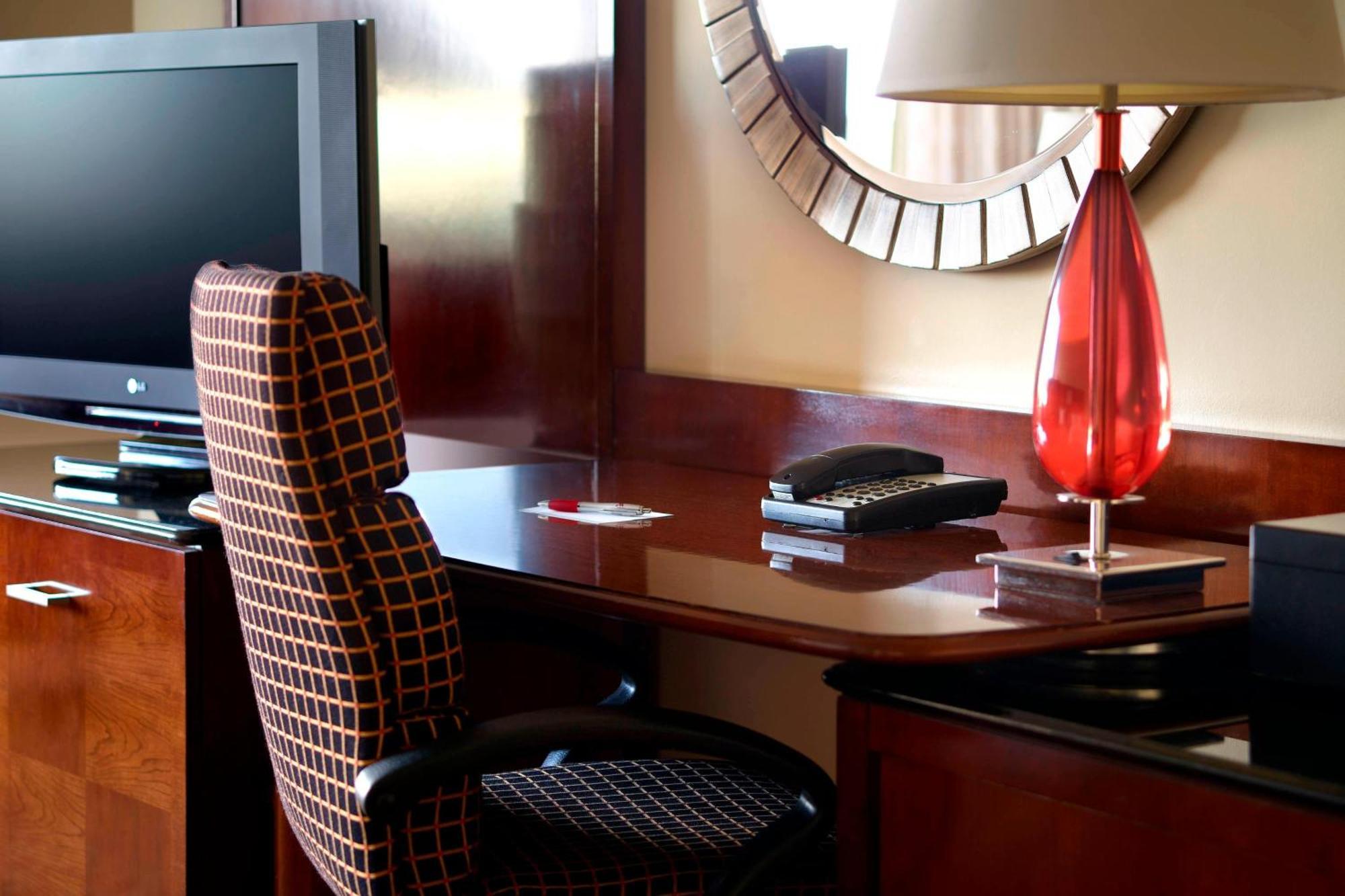 New Orleans Marriott Metairie At Lakeway Dış mekan fotoğraf