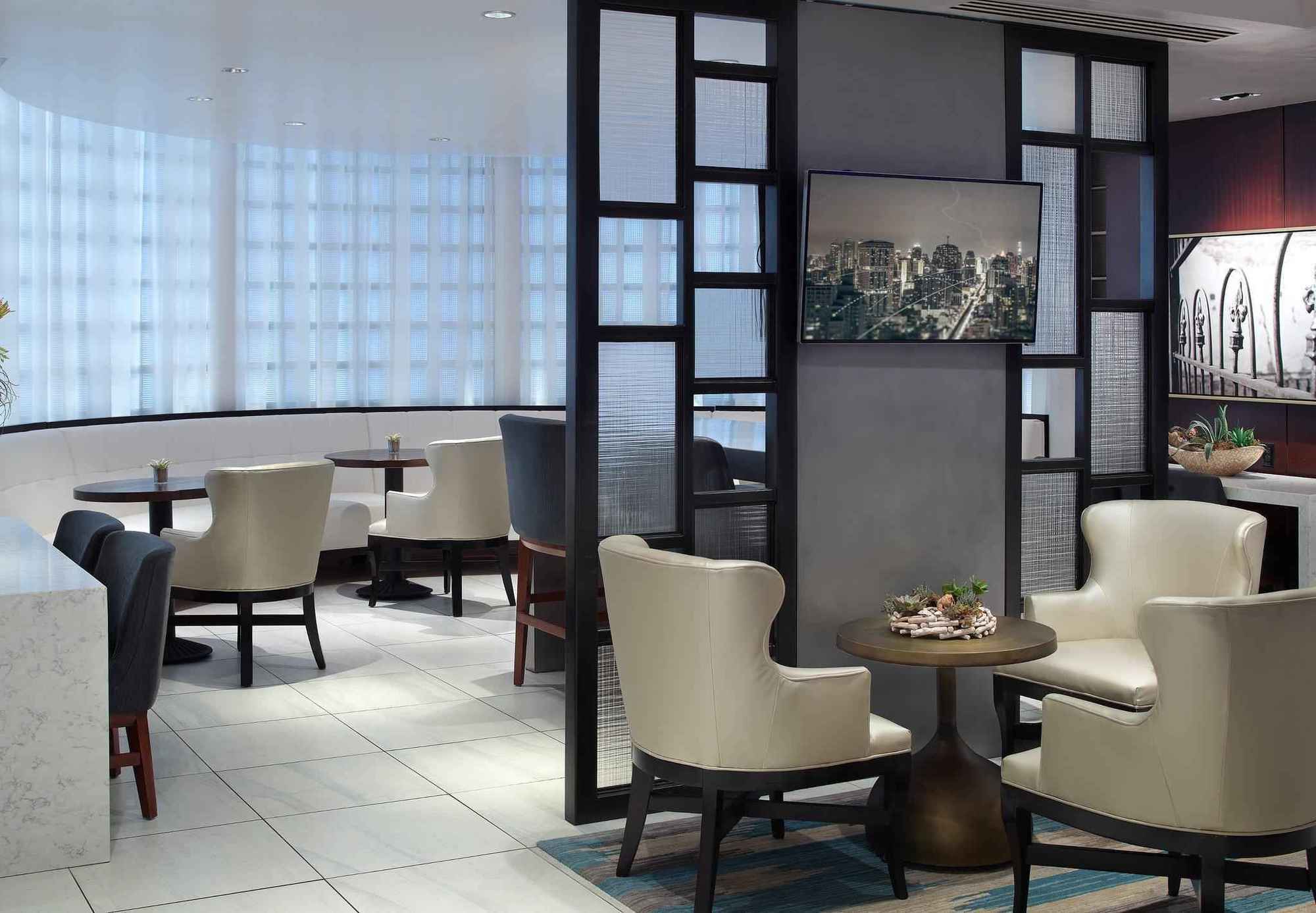 New Orleans Marriott Metairie At Lakeway Dış mekan fotoğraf